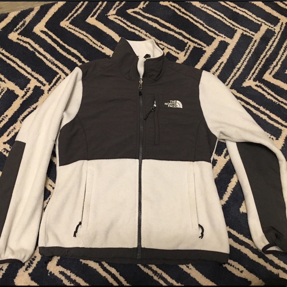 Women’s Northface jacket